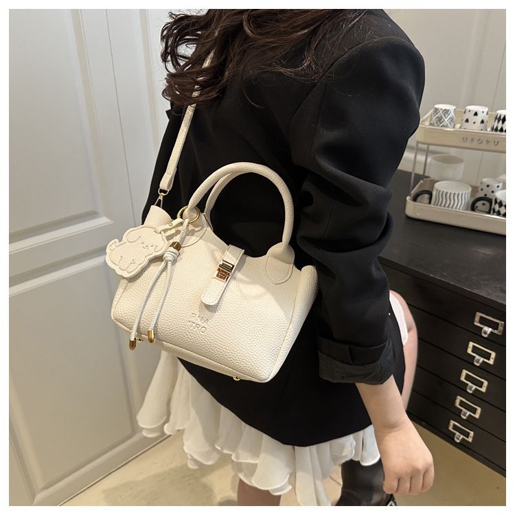 Ladies Handbag Mini Bucket Bag Crossbody Sling Bag Small Shoulder Tote Purse with Top Handle, Casual Versatile PU Leather Bag for Women Casual Versatile Bag with Cute Puppy Pendant Charm