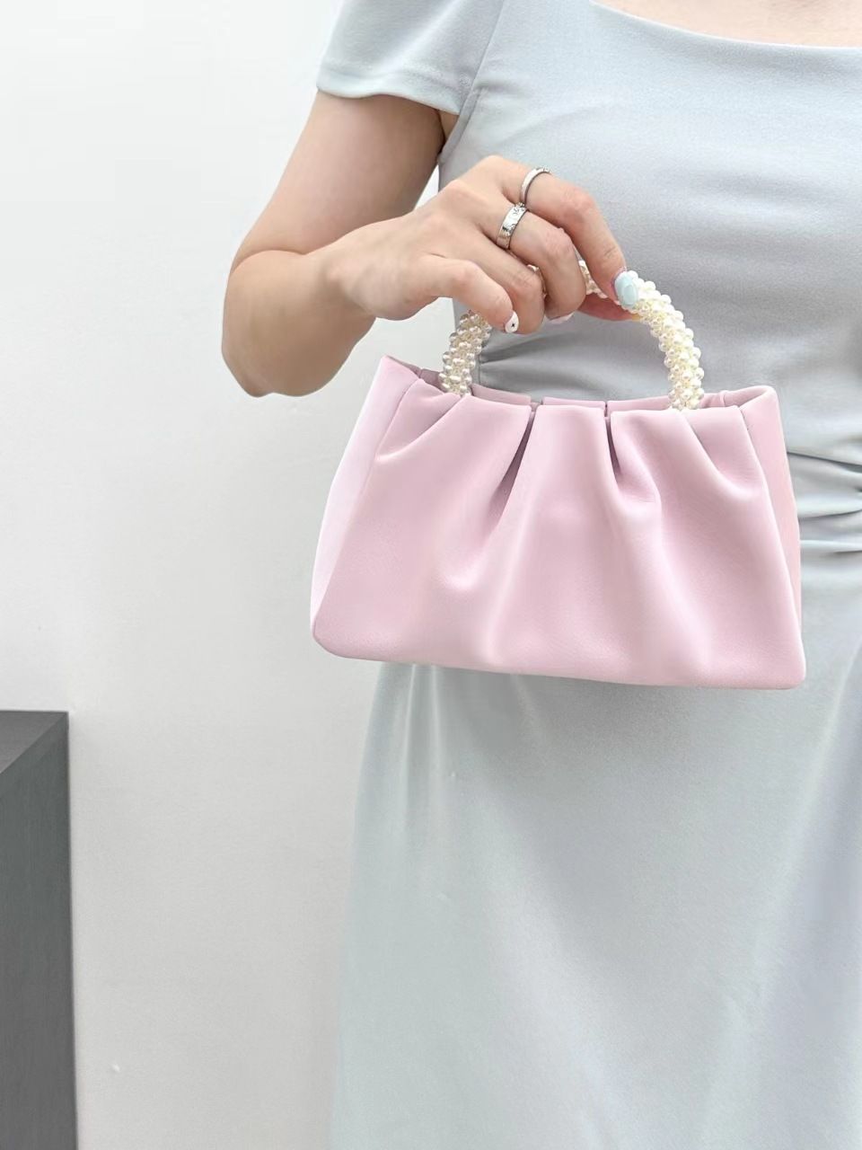 Women's Handbag Fashion New Style Pearl Handbag Stylish Cloud Bag Crossbody Bag Casual Multi-Functional PU Leather Bag Women's Casual Bag Date Dinner Versatile High-End Feel Charming New Style