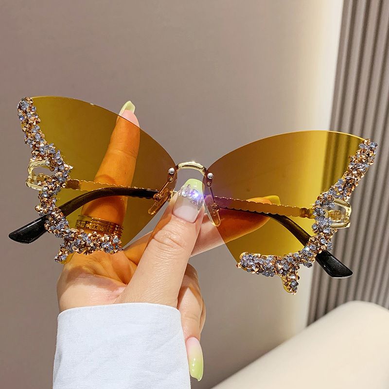 Sunglasses Women's Sunglasses Fashion New Style Butterfly Shape Diamond-Inlaid UV-Protective Rimless Sunglasses Elegant Versatile Charming Stylish Design
