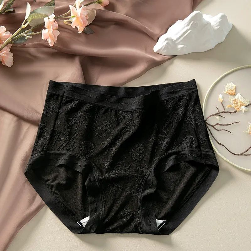 Women’s Seamless Panties Ice Silk Plus Size New Chinese Style Embossed Lace Underwear Thin 7A Antibacterial Mulberry Silk Crotch Briefs