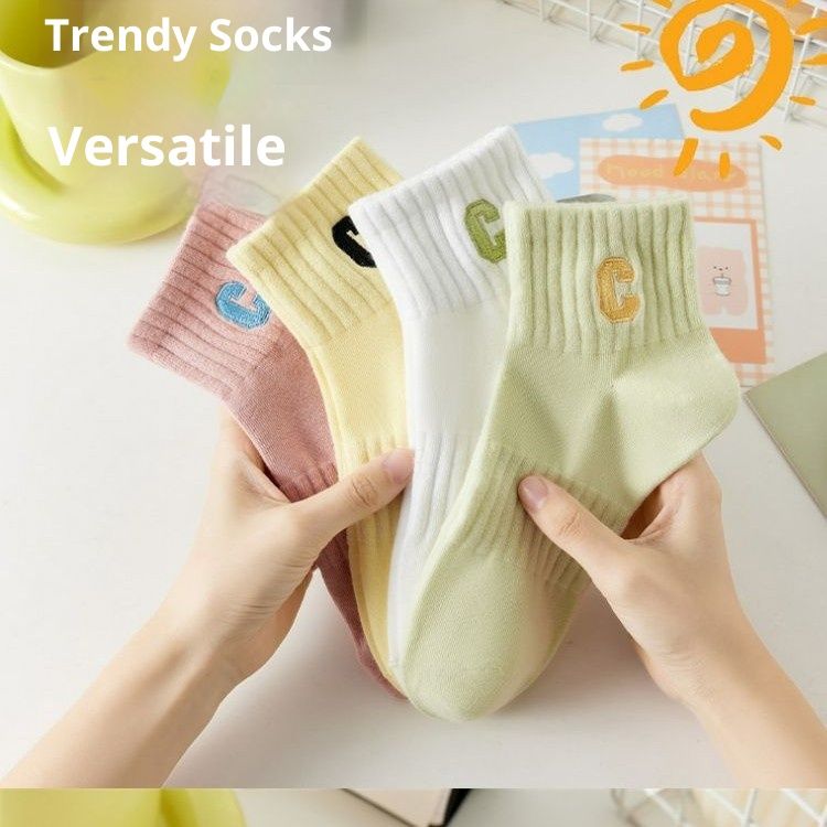 【Popular】5-Pcs Set Casual Socks Trendy Letter C Cotton Mid-Calf Moisture-Wicking Bacteria-Inhibiting Ins Styles Fashionable Versatile Stylish Avant-Garde Comfortable Breathable Women's Socks