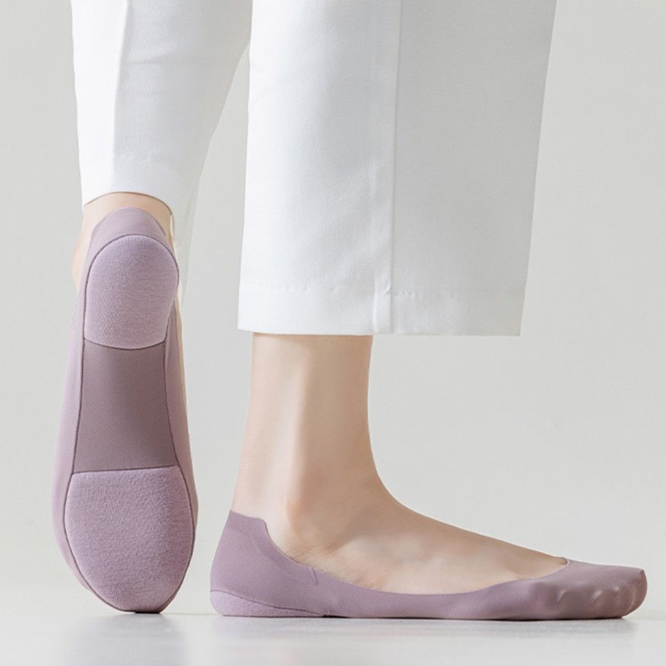 2 Pairs Women Ice Silk No-Show Socks Shallow Invisible Boat Socks Cotton Cushioned Anti-Slip Heel Summer Thin Socks for High Heels & Flats Thick Padding Ankle Socks
