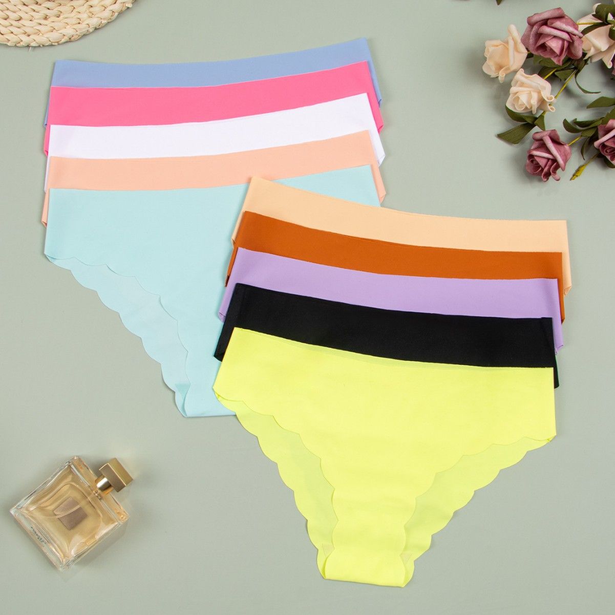 5 Pack Ice Silk Seamless Women’s Panties Invisible Nylon Low-Rise Briefs Wavy Edge Sexy Breathable Underwear Ladies Panties Sport Yoga Briefs