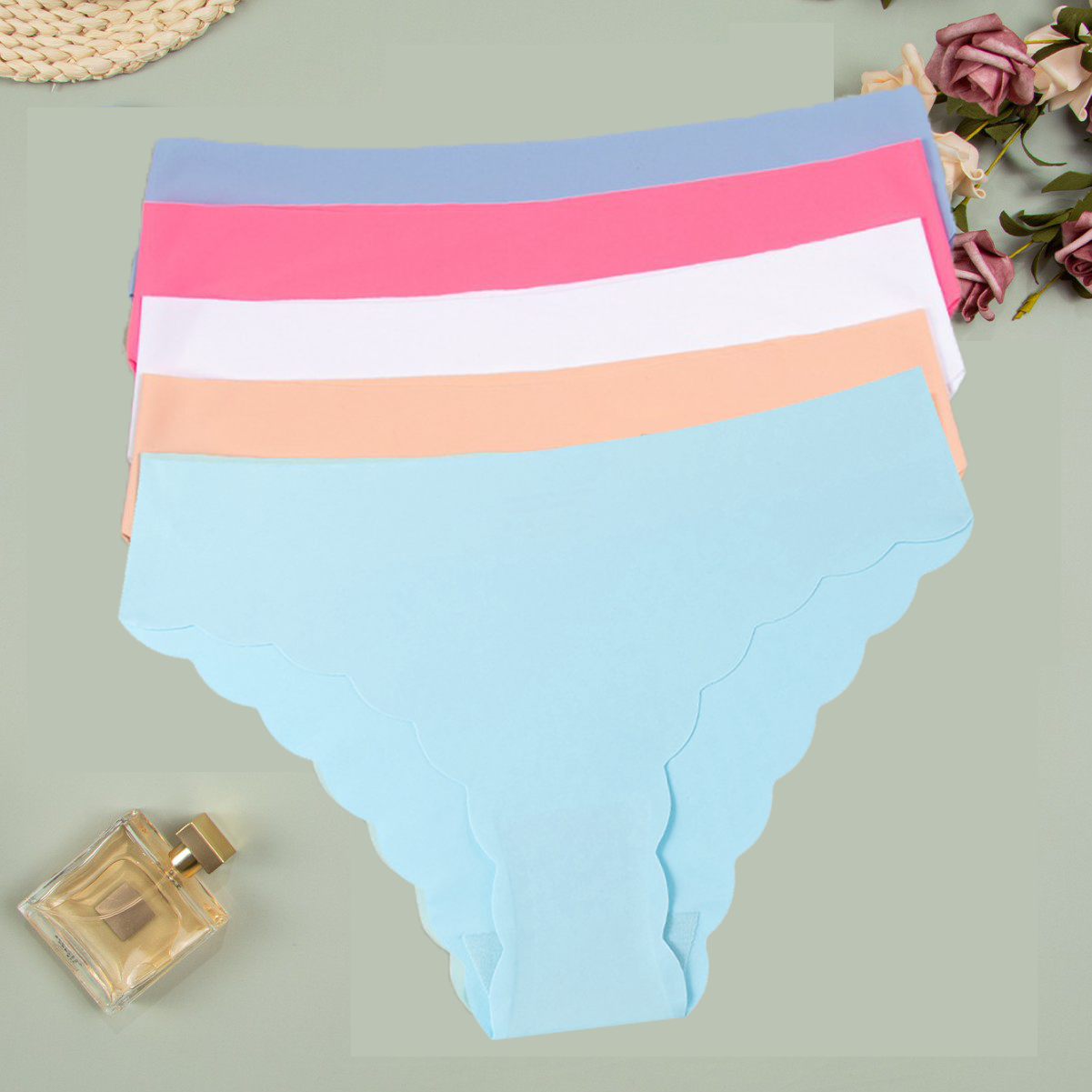 5 Pack Ice Silk Seamless Women’s Panties Invisible Nylon Low-Rise Briefs Wavy Edge Sexy Breathable Underwear Ladies Panties Sport Yoga Briefs