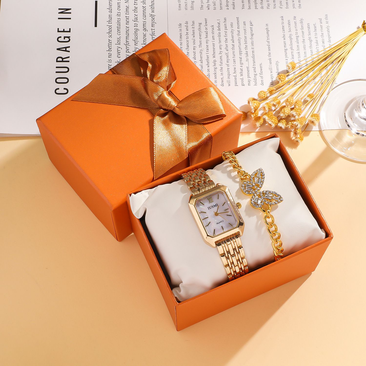 2-Piece Vintage Luxury Women’s Square Quartz Watch Set Rhinestone Dial Wristwatch with Heart Bracelet Butterfly Diamond Bracelet Elegant Fashion Jewelry Set for Gift