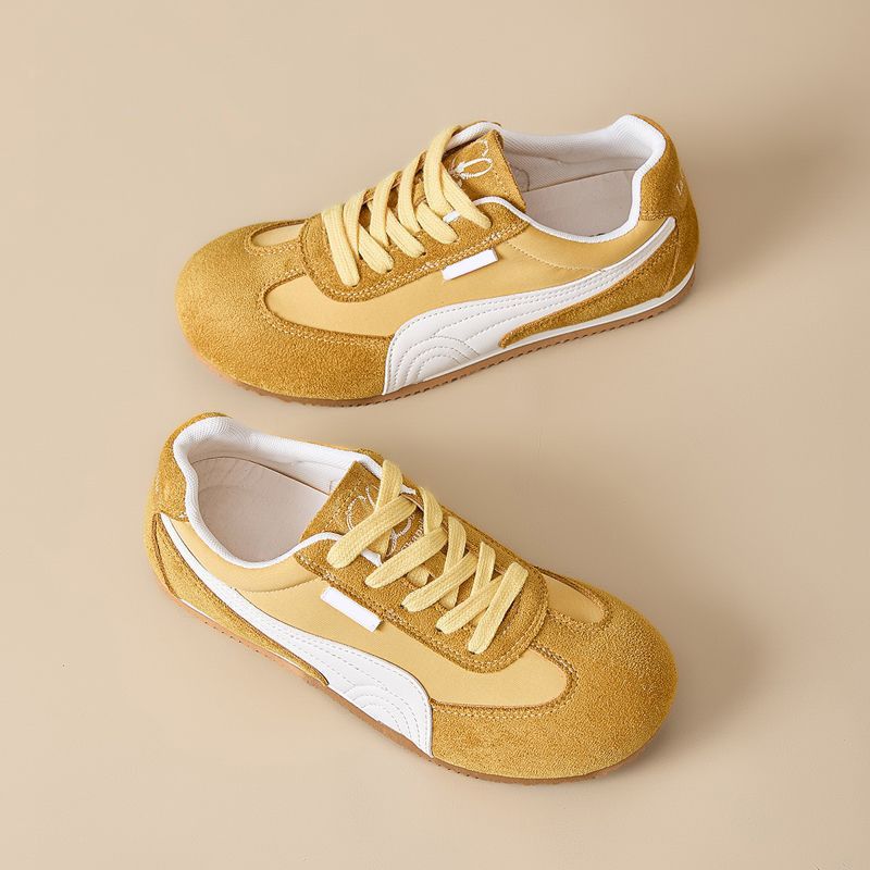 Women Sneakers Korean Style Fashion Casual Shoes Soft Sole Comfortable Non-Slip Flat Trainers Ladies Sports Shoes All-Match Daily Wear