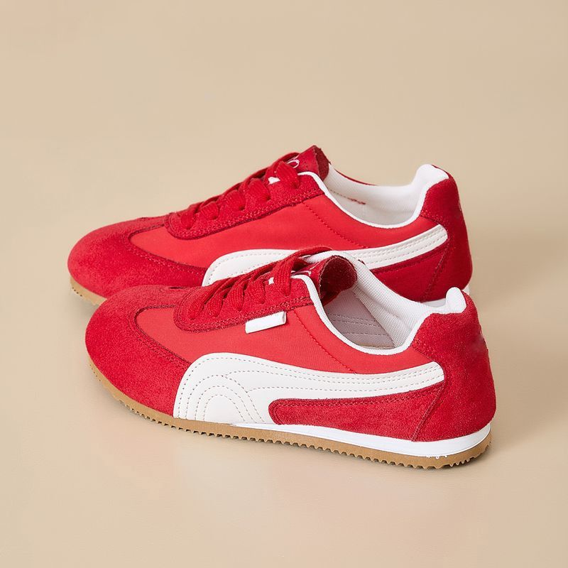 Women Sneakers Korean Style Fashion Casual Shoes Soft Sole Comfortable Non-Slip Flat Trainers Ladies Sports Shoes All-Match Daily Wear