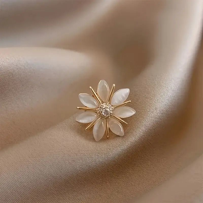 Fashion Brooch Set Flower Bow Brooches for Women Dress, Suits Metal Anti-glare Lapel Pin Fixed Clothes Pin for Ladies Business Suit, Party  Women's Clothing Accessories