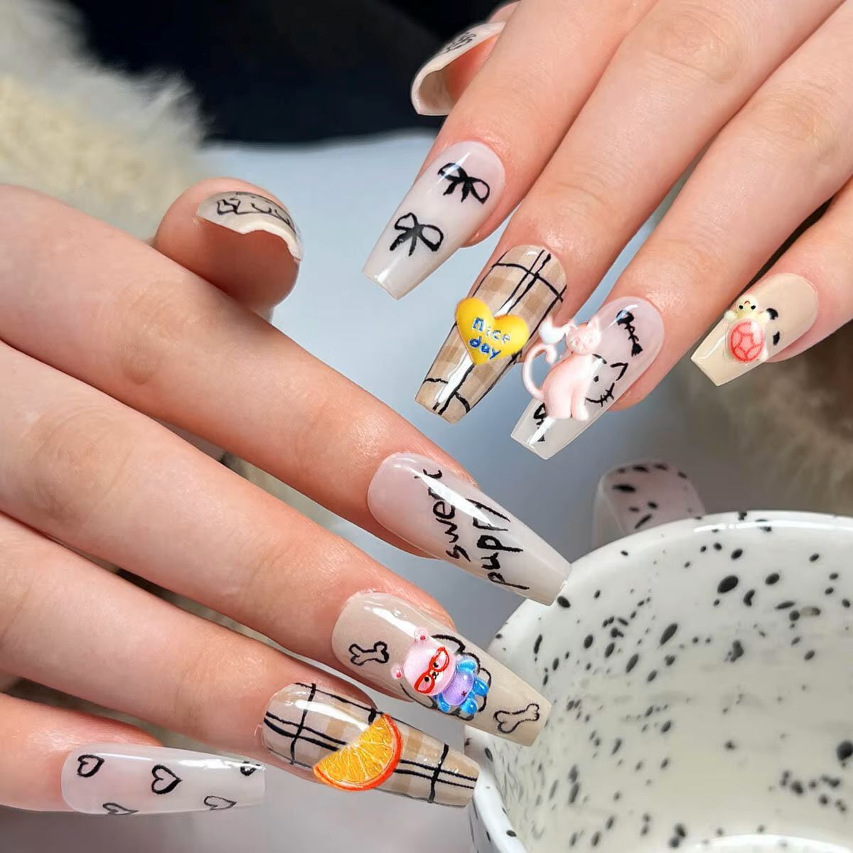 1Box Mixed Cute Simulated Dessert Candy Butterfly Nail Art Decorations 3D Resin Cartoon Cat Fish Bear Nail Charms Supplies view 5