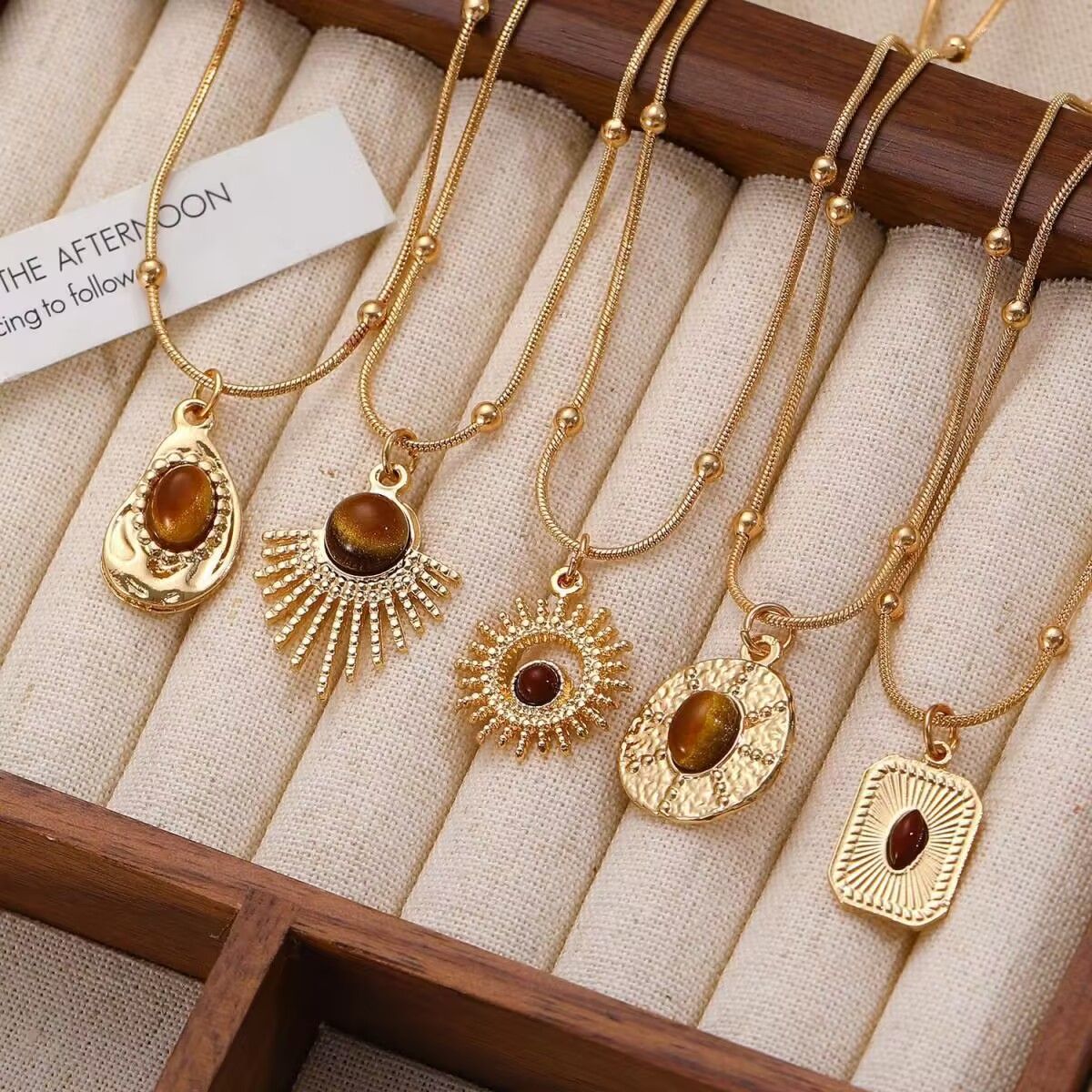 Women's Fashion Necklaces Pendants Temperament Oval Tiger Eyes Light Luxury Personality trend Women necklaces