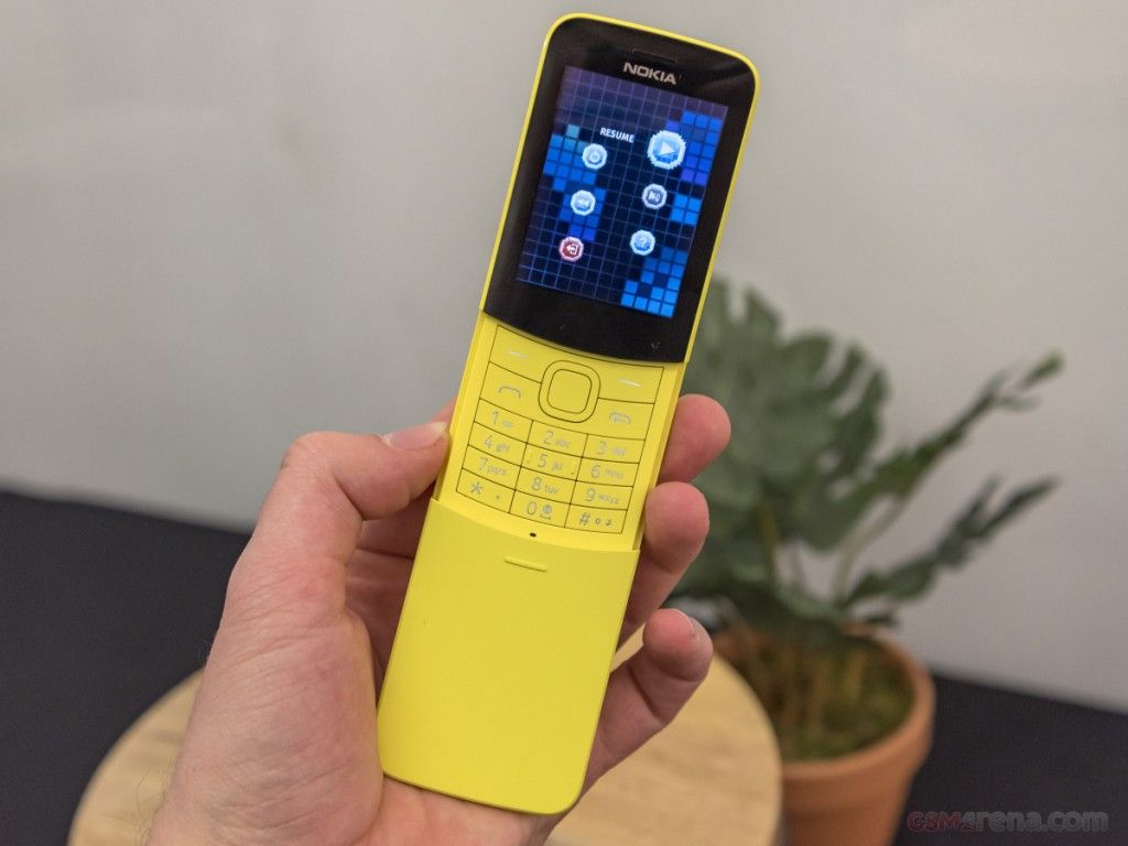 Refurbished Nokia 8110 4G Dual Sim VoLTE 2.4 inch FM radio Bluetooth Wifi cell phone feature Unlocked Phone
