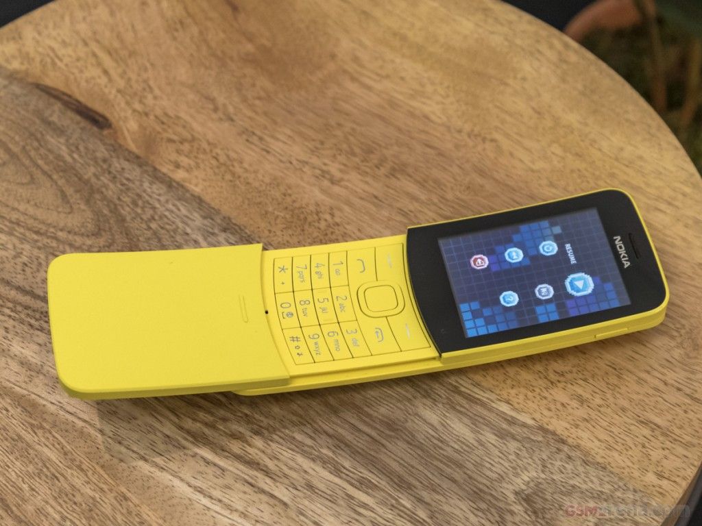 Refurbished Nokia 8110 4G Dual Sim VoLTE 2.4 inch FM radio Bluetooth Wifi cell phone feature Unlocked Phone