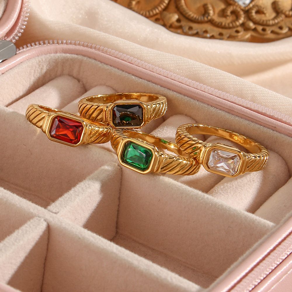 Ins Best-Selling Stainless Steel Waterproof Ring, Black White Green Niche Design Light Luxury Textured Zircon Ring for Women