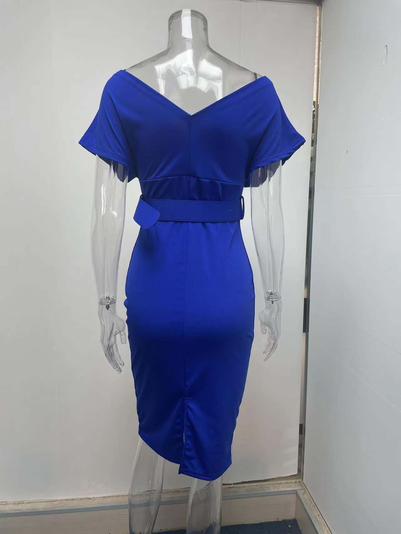 Women's Autumn New Arrivals - Elegant Off-Shoulder High-Waist Dress, Waist-Accentuating Design with Matching Belt, Airy Lightweight Fabric