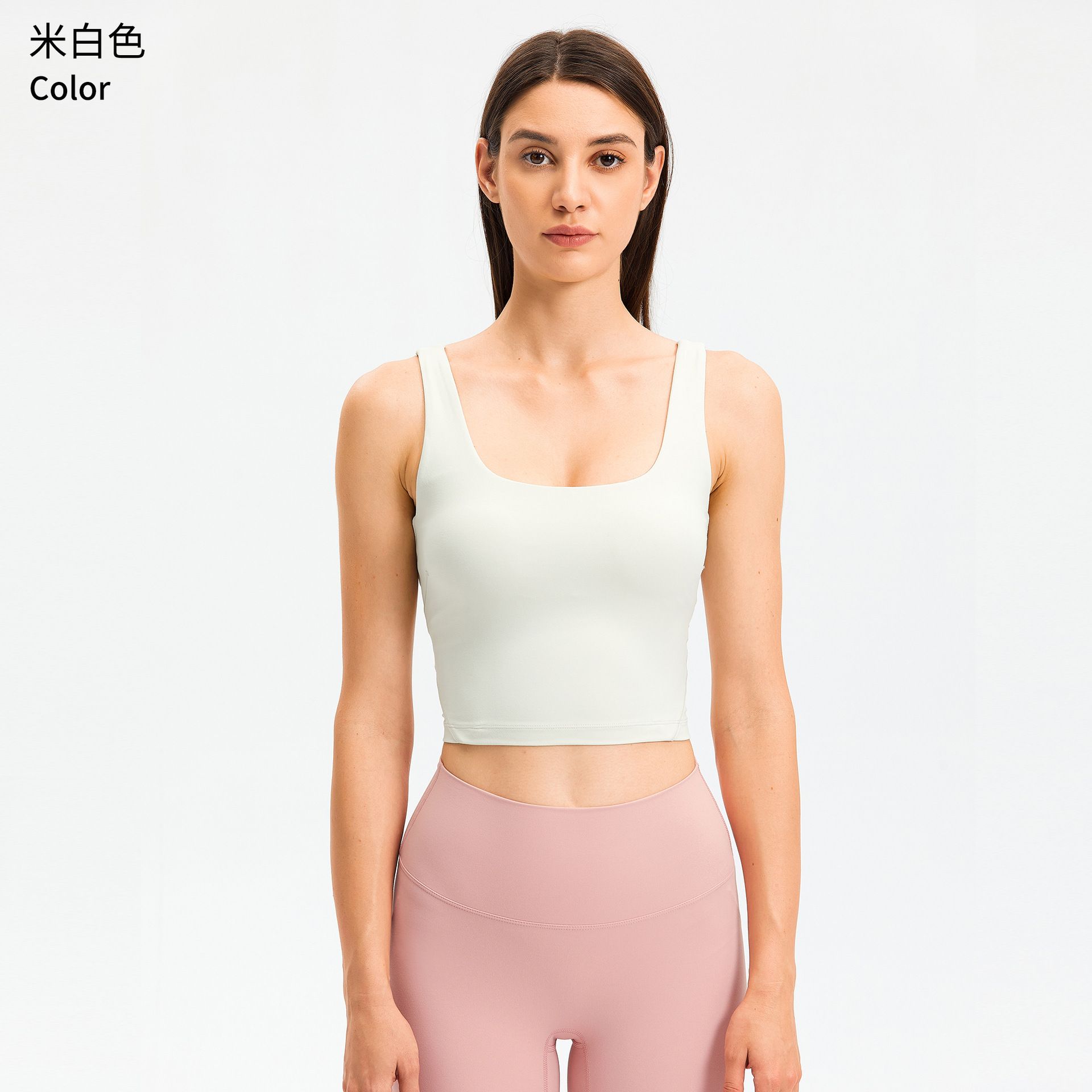 Comfortable sports bras, full-cup with removable pads, available in 5 eye-catching colors, suitable for all-season sports.