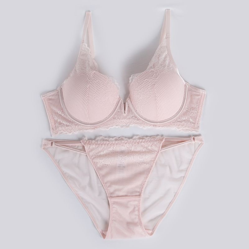 French Style Lace Underwire Bra  1/2 Cup Medium Padding, Contouring, Uplifting, All-Season, 70B-85C