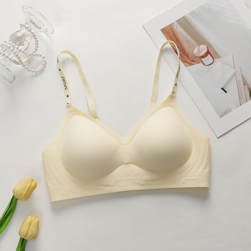 Women small bust push-up bra and cleavage-enhancing jelly strip comfortable and sexy bras, upper support, wire-free sports bras