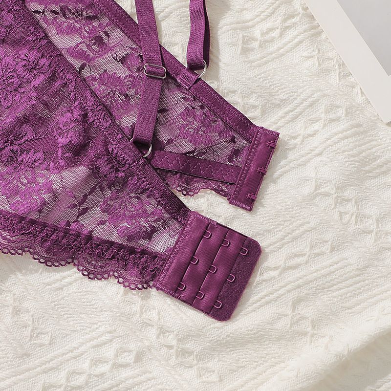 New style plus-size super comfortable bras for women, suitable for plus-size ladies. European and American sexy lace large-cup lingerie.