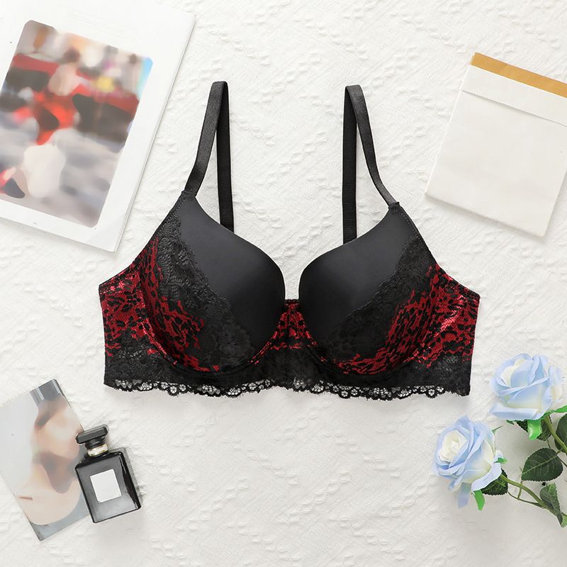 New products of European and American plus-size lingerie - Sexy lace, super comfortable push-up bras for women.