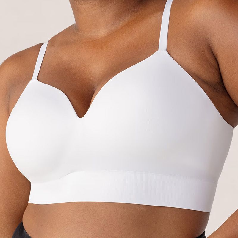 Wireless Women's Bra for Large Busts – Minimizing Push-Up & Supportive Comfortable Underwear with Gentle Lift