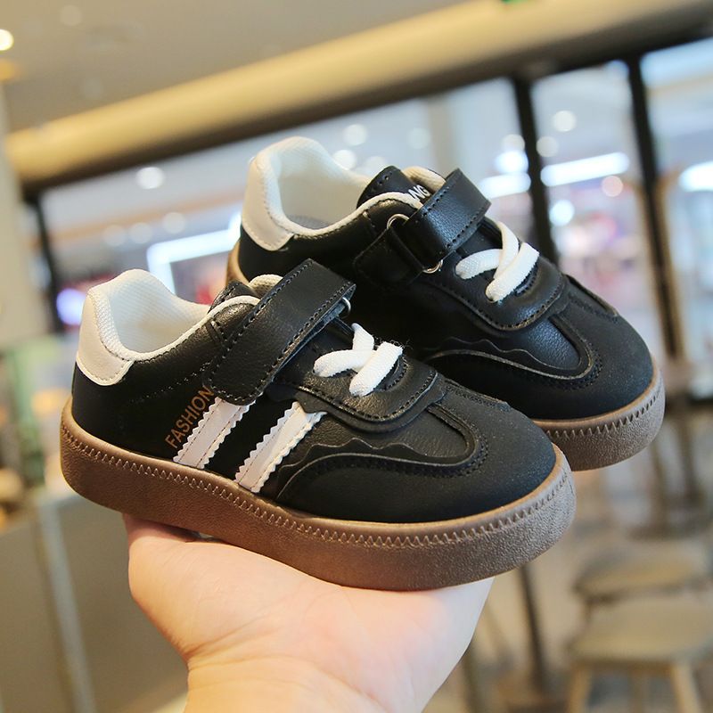 Children's moral training shoes 2024 autumn edition boys' sports shoes casual board shoes girls' white shoes soft soled baby Forrest shoes