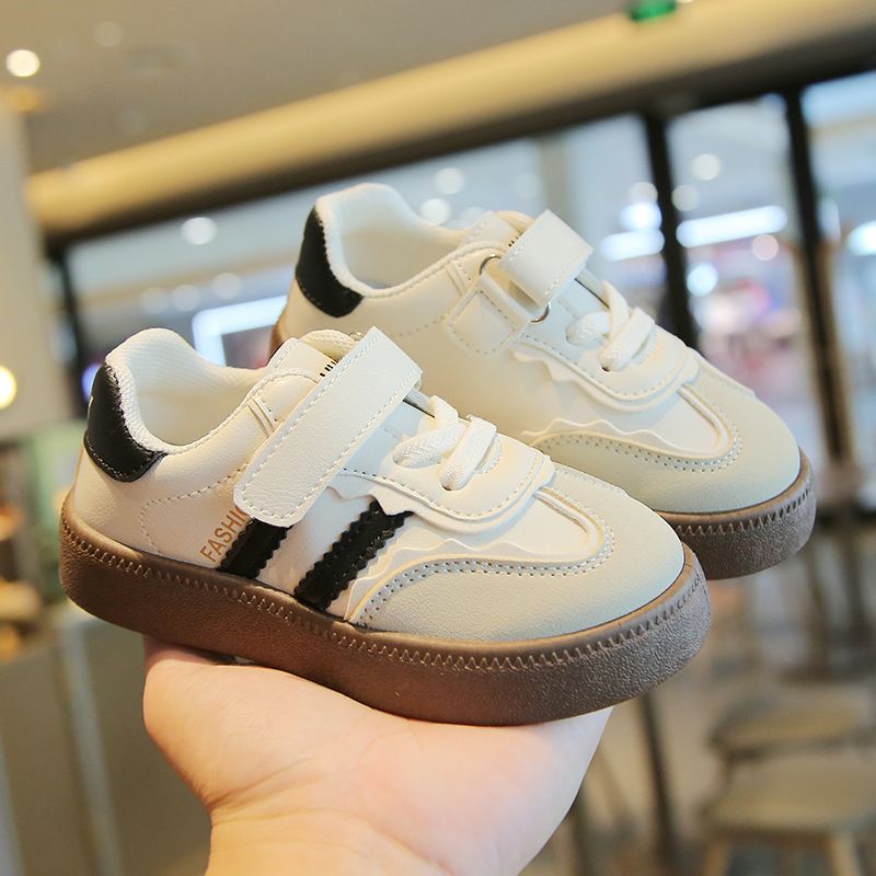 Children's moral training shoes 2024 autumn edition boys' sports shoes casual board shoes girls' white shoes soft soled baby Forrest shoes