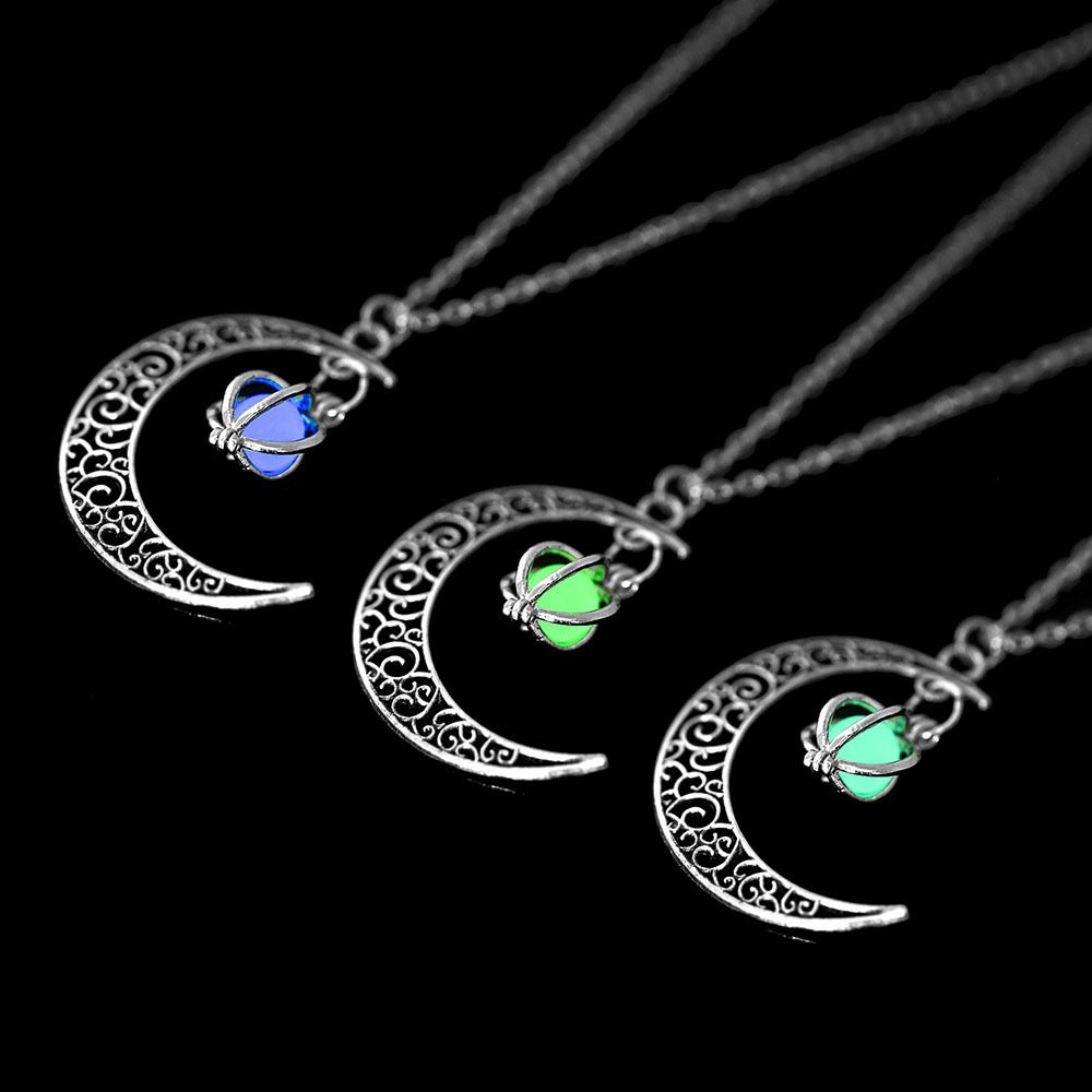 Hot selling luminous moon pumpkin creative necklace Halloween women's neck chain alloy collarbone