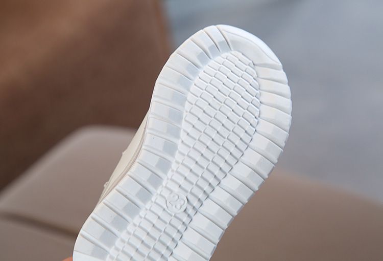 Children's Luminous Shoes Boys And Girls Shining Light Mesh Sneakers Little Kids Glowing Sneakers Children's LED Light Up Shoes