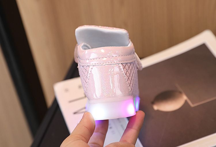 Children's Led Glowing Kids Shoes for Girls Luminous Girls Sneakers Baby Kid Shoes Backlight Sole