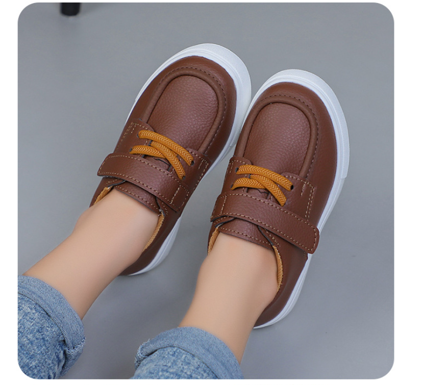 New lightweight soft sole breathable versatile men's loafers casual board shoes leather shoes