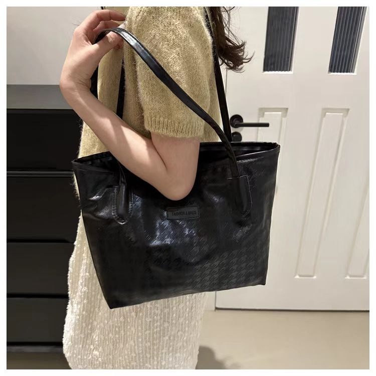 Large Size Women Handbag Lady PU Leather Shoulder Bag Ladies Handbags Sling Bags Hand Bags With Zipper For Ladies Casual Soft New Valentine's Day Christmas Birthday Gift