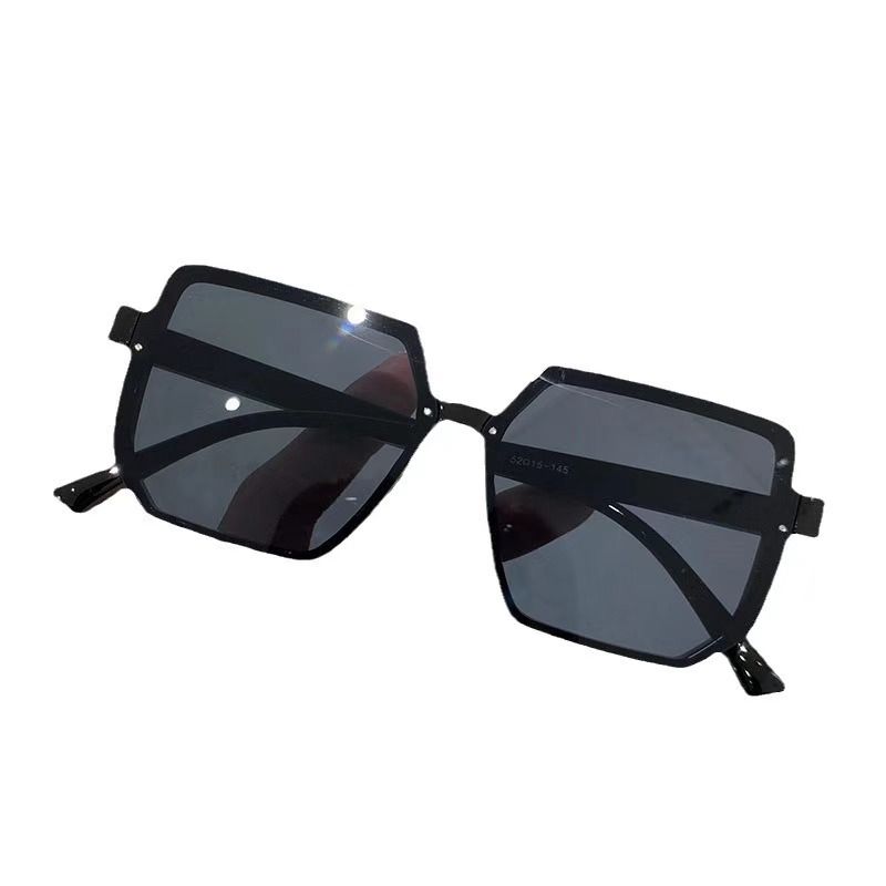 Sun Glasses UV400 Protection Eyewear Resin Lens for Women and Men Optical Glasses Spectacle Sport Fashion Business Goggles Eyeglasses Rimless Glasses Valentines Christmas New year Gift