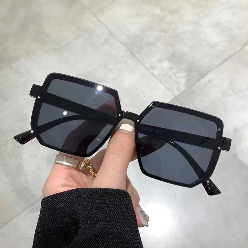 Sun Glasses UV400 Protection Eyewear Resin Lens for Women and Men Optical Glasses Spectacle Sport Fashion Business Goggles Eyeglasses Rimless Glasses Valentines Christmas New year Gift