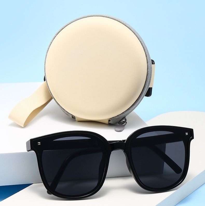 Folding Sunglasses Portable Ultra Light Sun Protection UV Protection Sun Glasses For Men And Women Fashion Air Cushion Eyewears UV 400 Polarized Anti UVA UVB Oversized Square With Case Gift Box