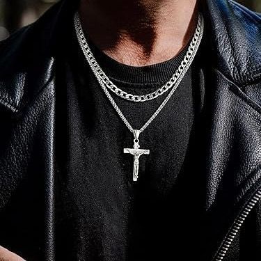 Stainless Steel Cross Necklace Cross of Jesus Crucifix 18K Gold Plated Religious Pendant Unisex Church Jewelry Gift Hypoallergenic Non-Fading Classic Chain For Women and Men
