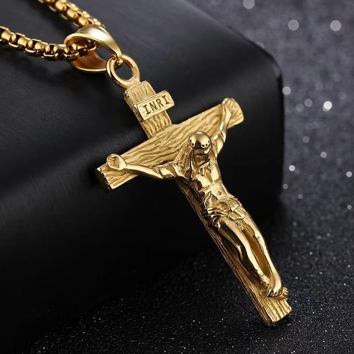 Stainless Steel Cross Necklace Cross of Jesus Crucifix 18K Gold Plated Religious Pendant Unisex Church Jewelry Gift Hypoallergenic Non-Fading Classic Chain For Women and Men