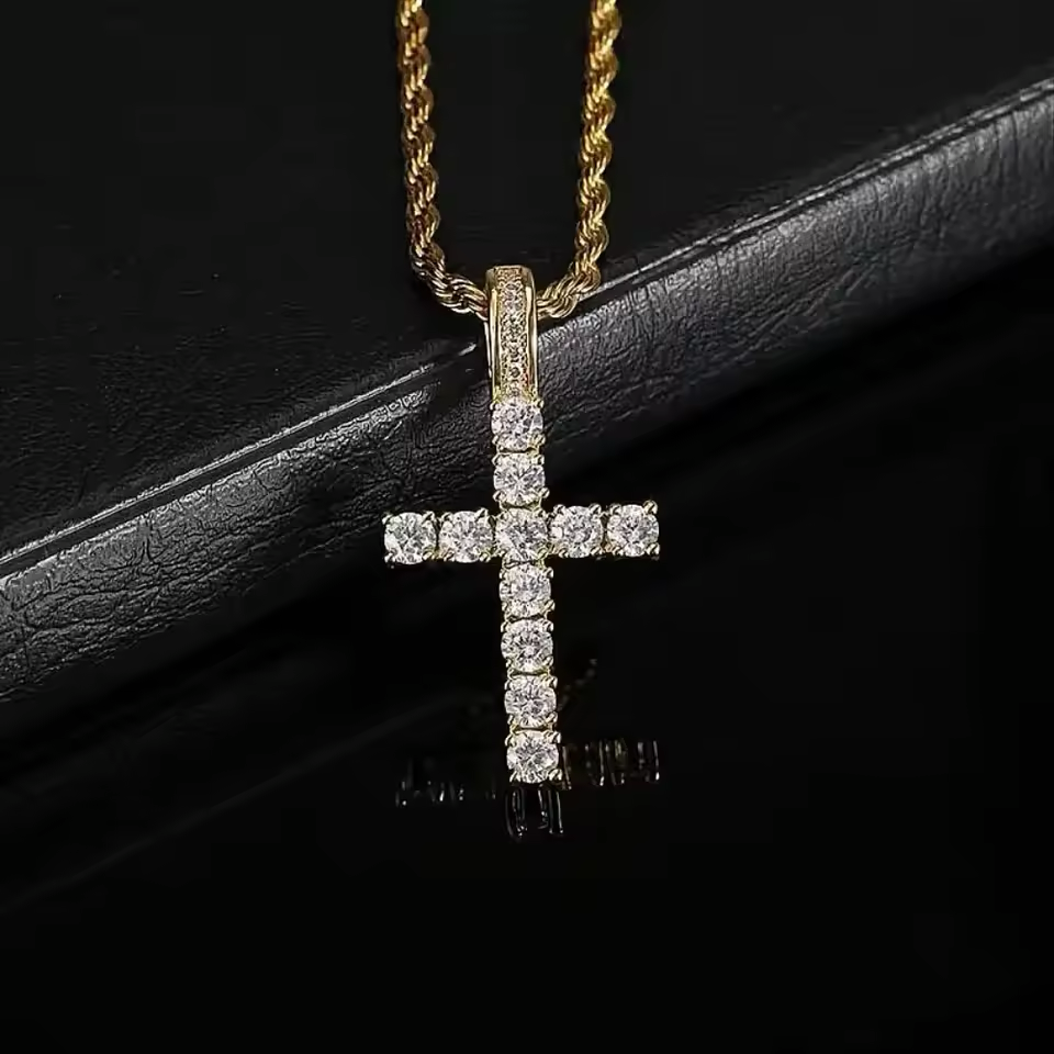 Cross Pendant Necklace Zircon Chain Iced  Diamond Sparkling Out Exquisite Bling Jewelry Fashion Trendy Creative Twisted Chain Long Necklace for Women Men Cross Necklace Love Gift