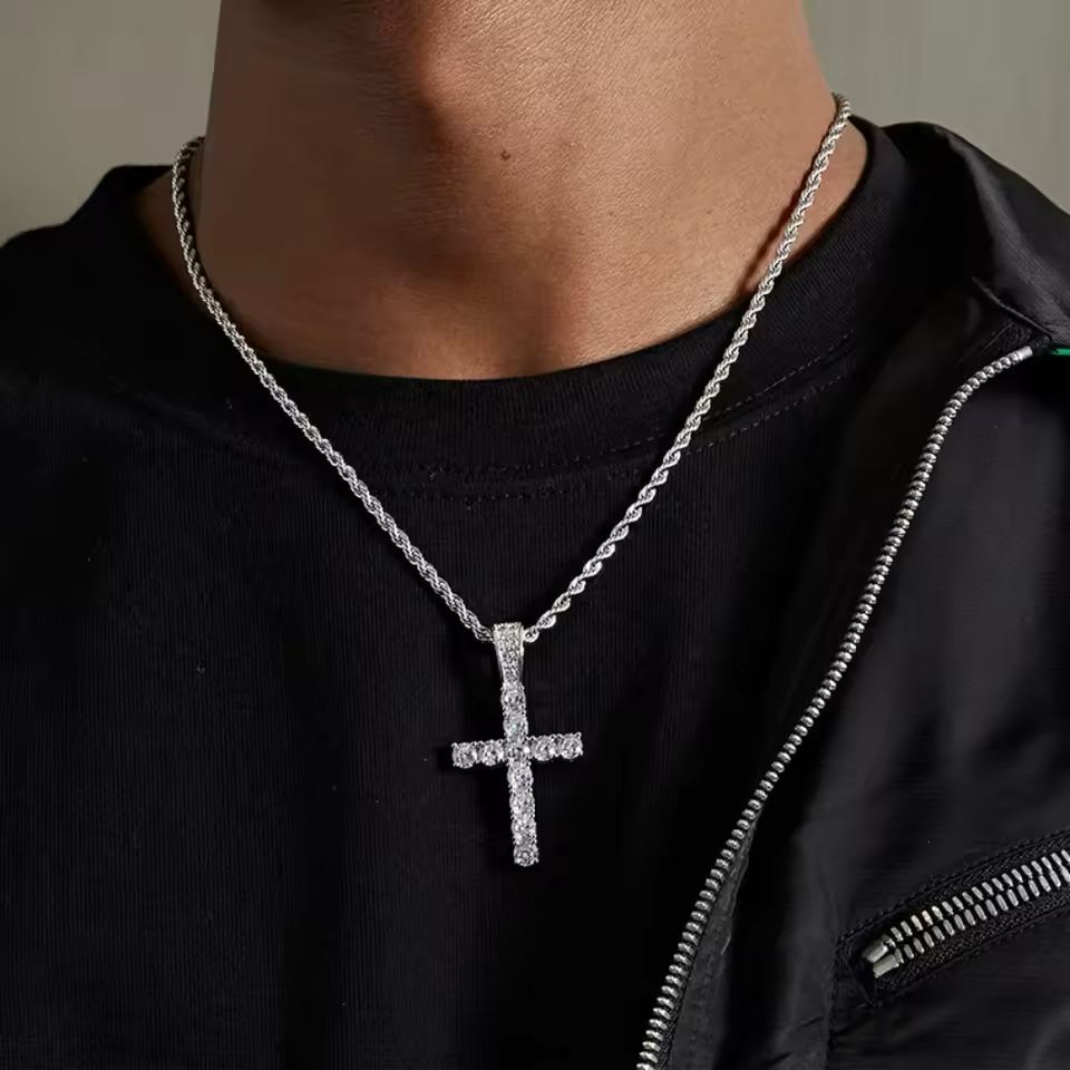 Cross Pendant Necklace Zircon Chain Iced  Diamond Sparkling Out Exquisite Bling Jewelry Fashion Trendy Creative Twisted Chain Long Necklace for Women Men Cross Necklace Love Gift