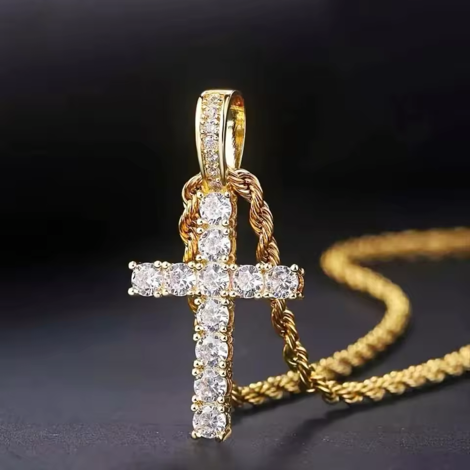Cross Pendant Necklace Zircon Chain Iced  Diamond Sparkling Out Exquisite Bling Jewelry Fashion Trendy Creative Twisted Chain Long Necklace for Women Men Cross Necklace Love Gift