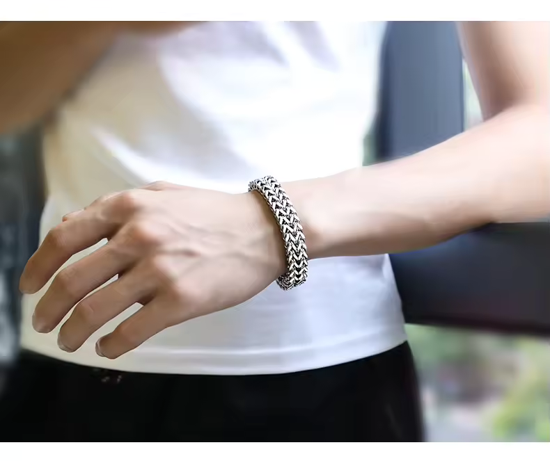 Men Stainless Steel Bracelet Braided Double Row Front and Rear Fish Scale Alloy Magnetic Buckle Bracelet Keel Jewelry Trendy Wrist Chain Classic Fashion