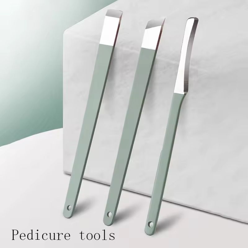 12/16pcs Professional Nail Clippers and Cuticle Nippers Set With Leather Portable Case Folding Bag Universal Facial Care Manicure Kits Pedicure Tools Manicure Set Knife Scissors Suit-Dead Skin Scissor