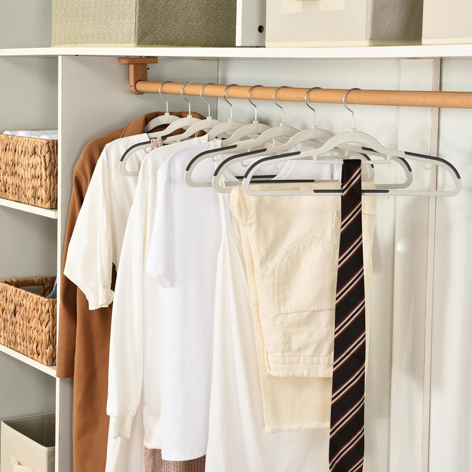 [New]Jaza Keja 10PCS Plastic Hangers Non Slip Slim Scratch Resistant Coat Hangers Heavy Duty Thin Plastic for Women Men Clothes Shoulder Corner Drying Rack