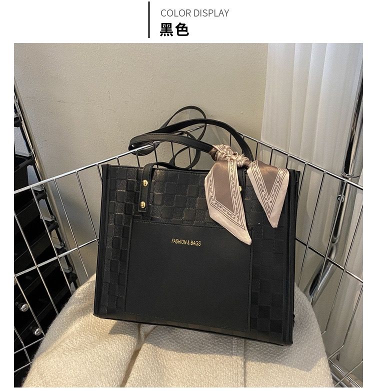 New Arrivals PU Leather Shoulder Bag with Zipper Closure, Stylish and Spacious Tote Bag for Women, No Washing Required