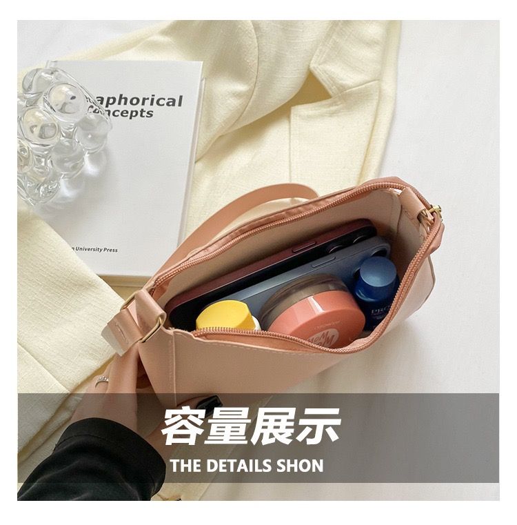 New Arrivals Fashion Handbag Small Square Bag Western Style Shoulder Bag Fashion Handbag Underarm Bag