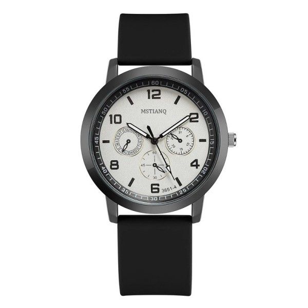Men Simple Temperament Leisure High Appearance Level Couple Table