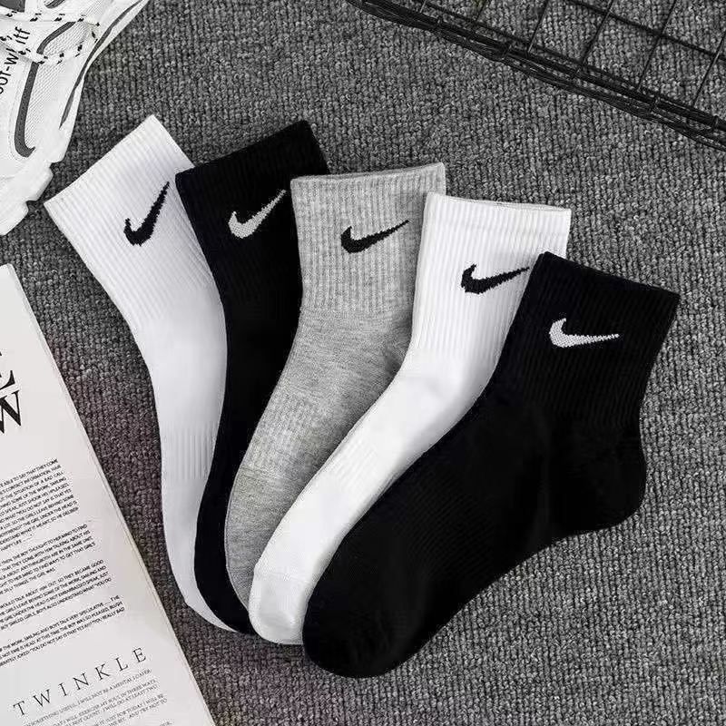 5 Pairs High Quality Men's Socks Men's medium socks Men's autumn and winter sports socks Men's cotton socks