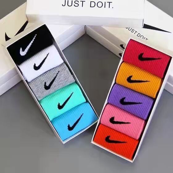 5 Pairs High Quality Men's Socks Men's medium socks Men's autumn and winter sports socks Men's cotton socks