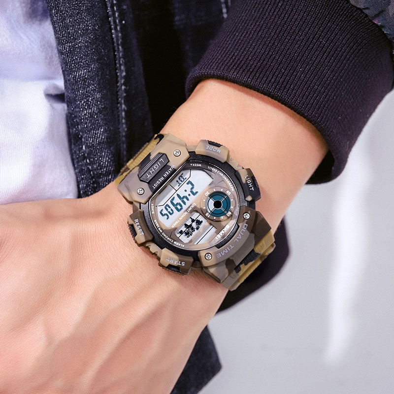 1pc Military Tactics Watches Men Unisex Army Outdoor Waterproof Rubber Band Digital Casual WristWatch SKMEI