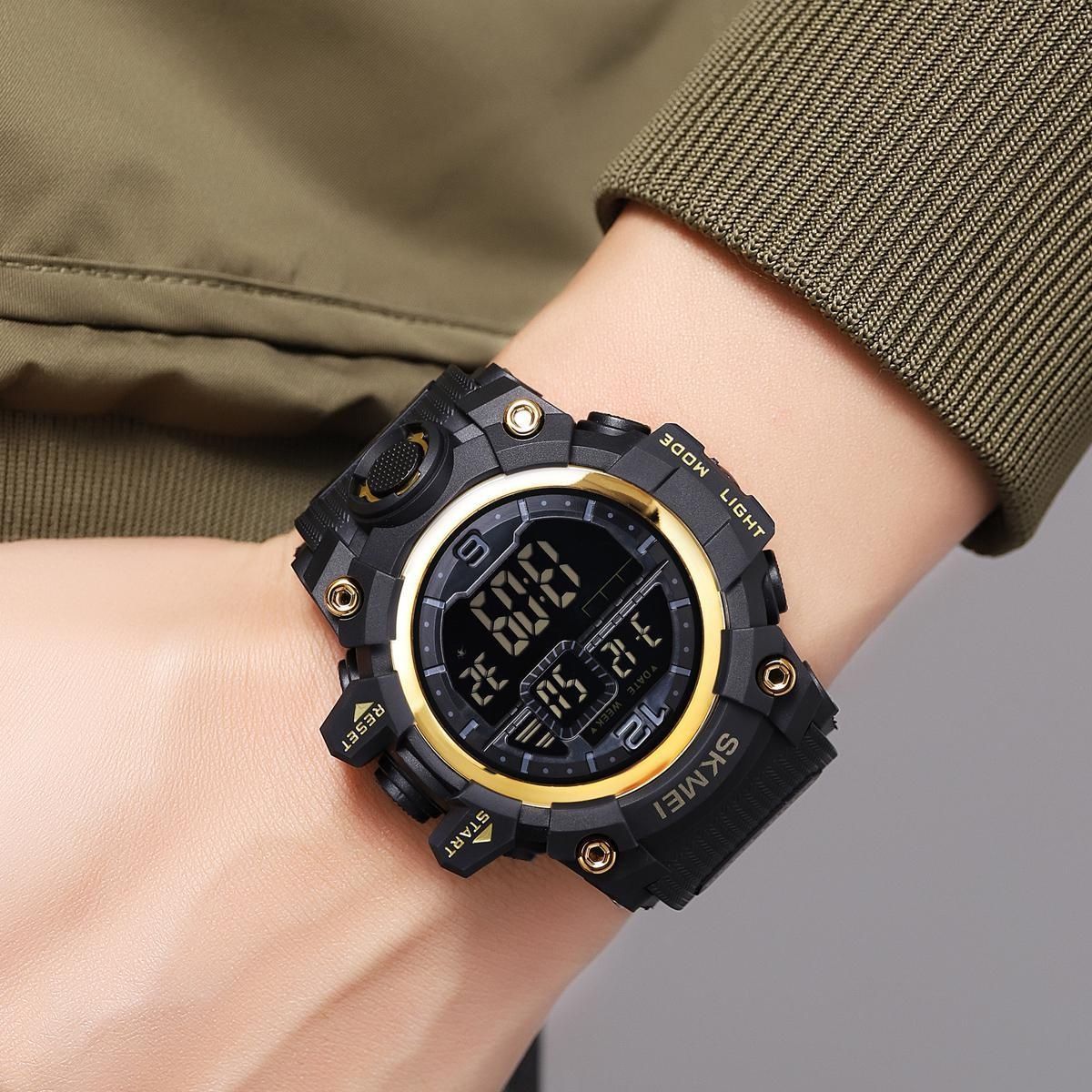 SKMEI Waterproof Tactical Watch Classic Sport Watch with LED Backlight Watch for Men Multifunctional Rubber Strap Wrist Watch for Men