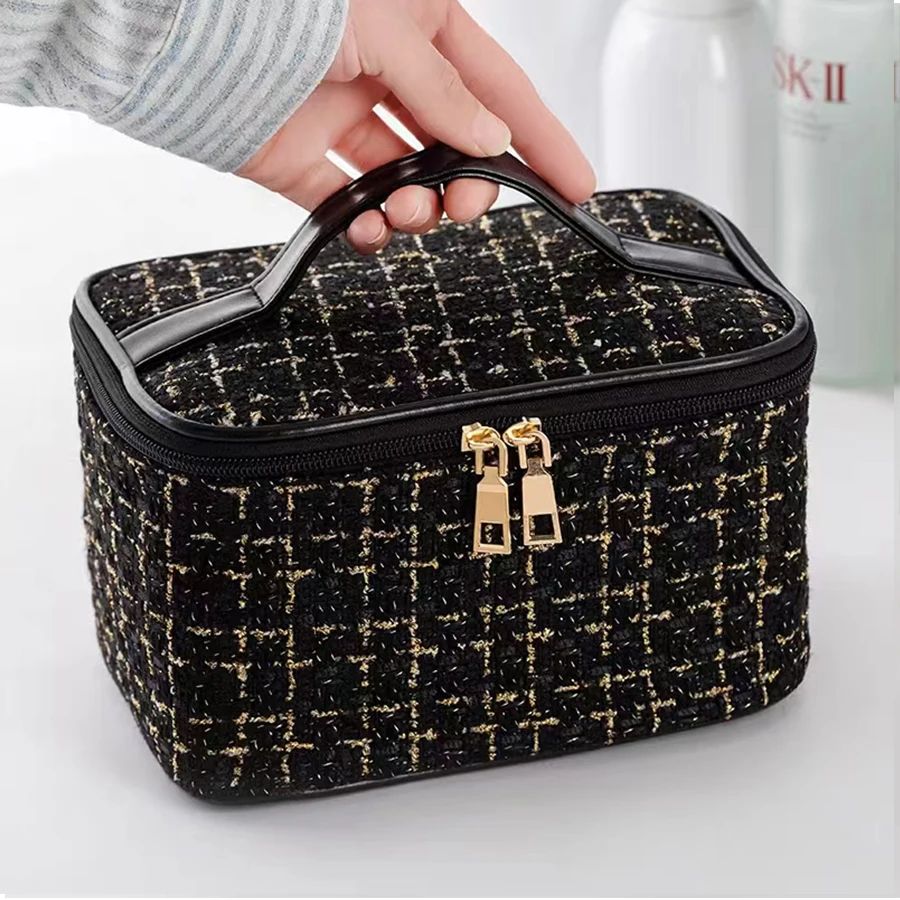 Makeup Bag for Women New Small Fragrance Style Large Capacity Portable Wash Storage Beauty travel essentials cosmetic bags girls